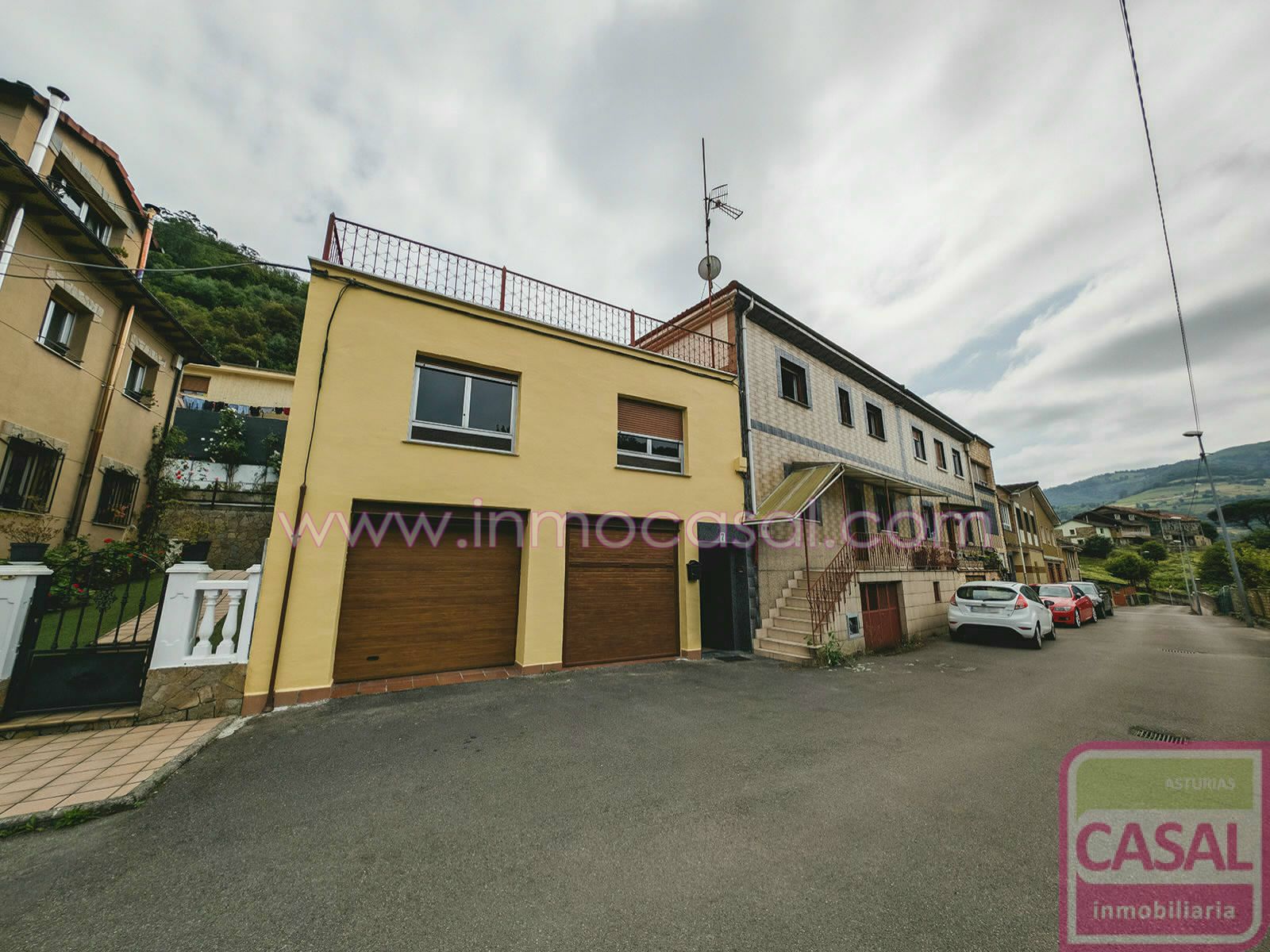 Exterior view of House or chalet for sale in Mieres (Asturias)  with Heating, Terrace and Storage room