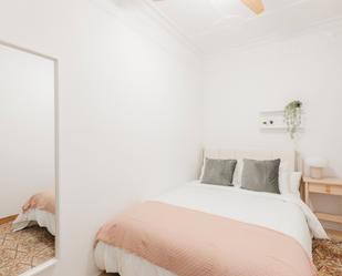 Bedroom of Flat to share in  Valencia Capital