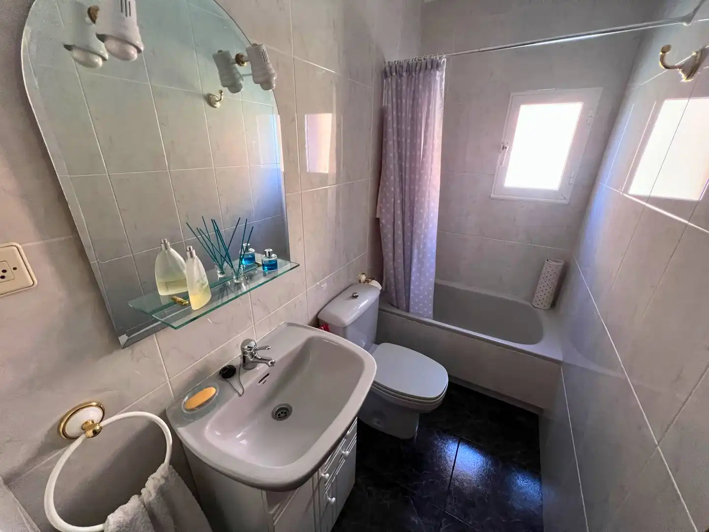 Baño de Piso en venta en Brañosera, Palencia
