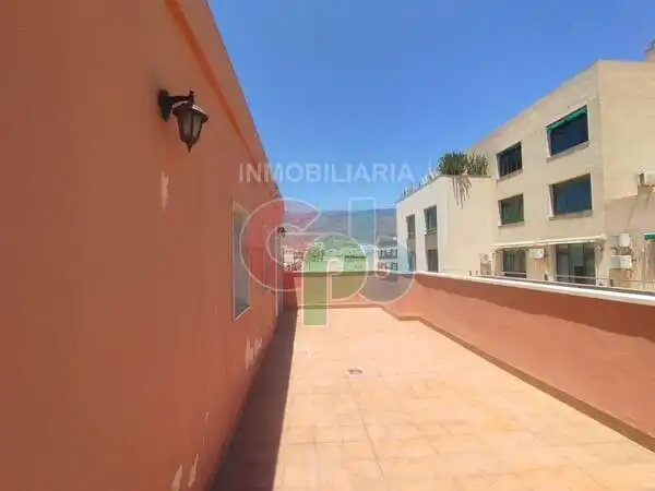 Außenansicht von Wohnung zum Verkauf in El Ejido mit Terrasse und Abstellraum