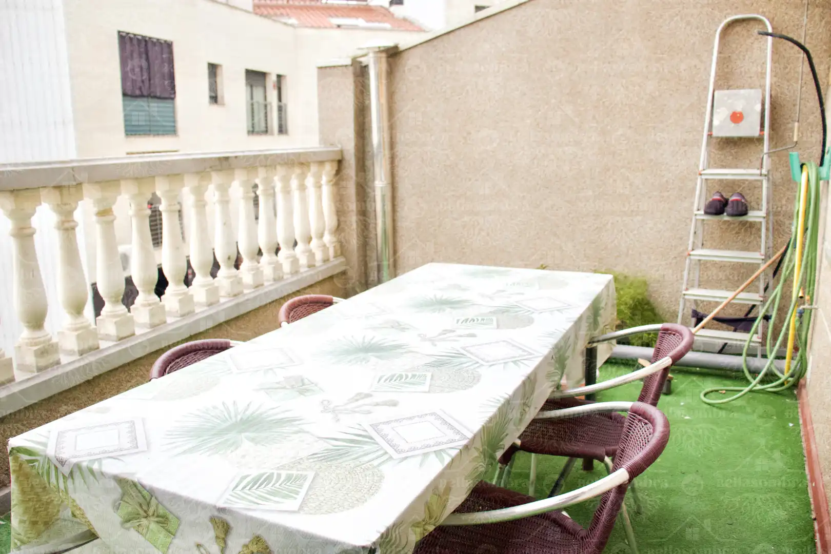 Chalet con terraza en venta en Carrer Roger de Flor, imagen 2