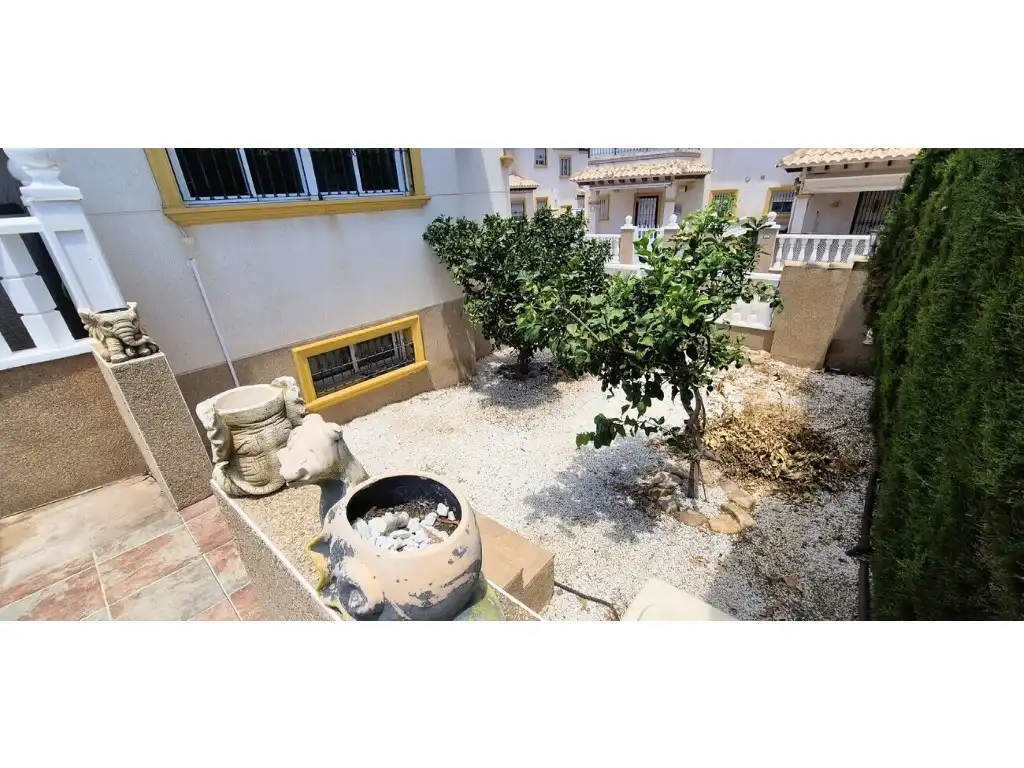 House with pool for sale in Poligono F-2 Filipinas Oeste, imagen 38