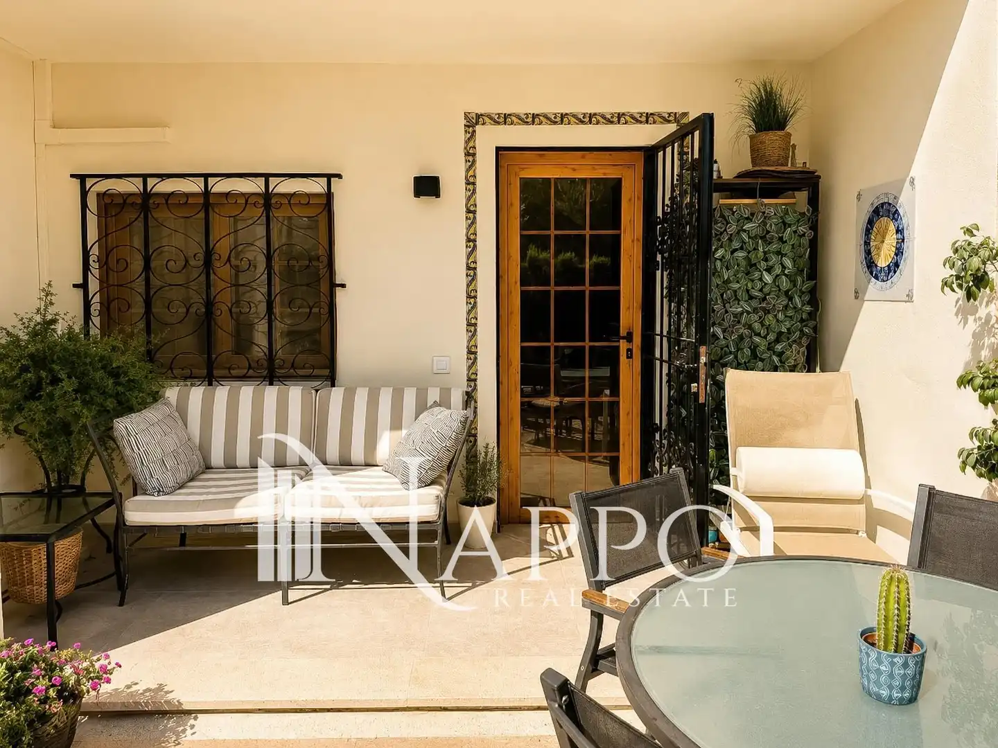 Terrace of Detached homes for sale in Calvià  with Air Conditioner, Heating and Private garden