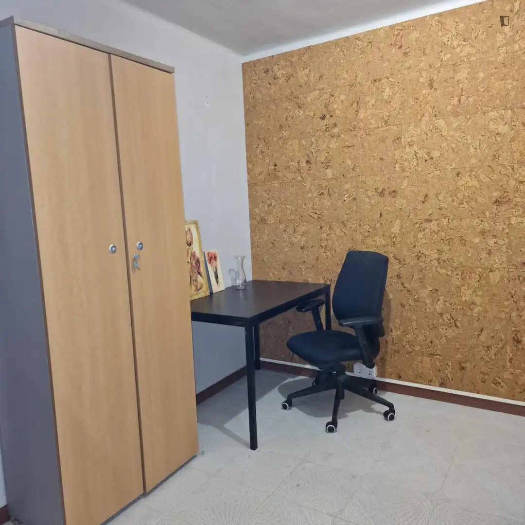 Room in Catalunya - Fontetes