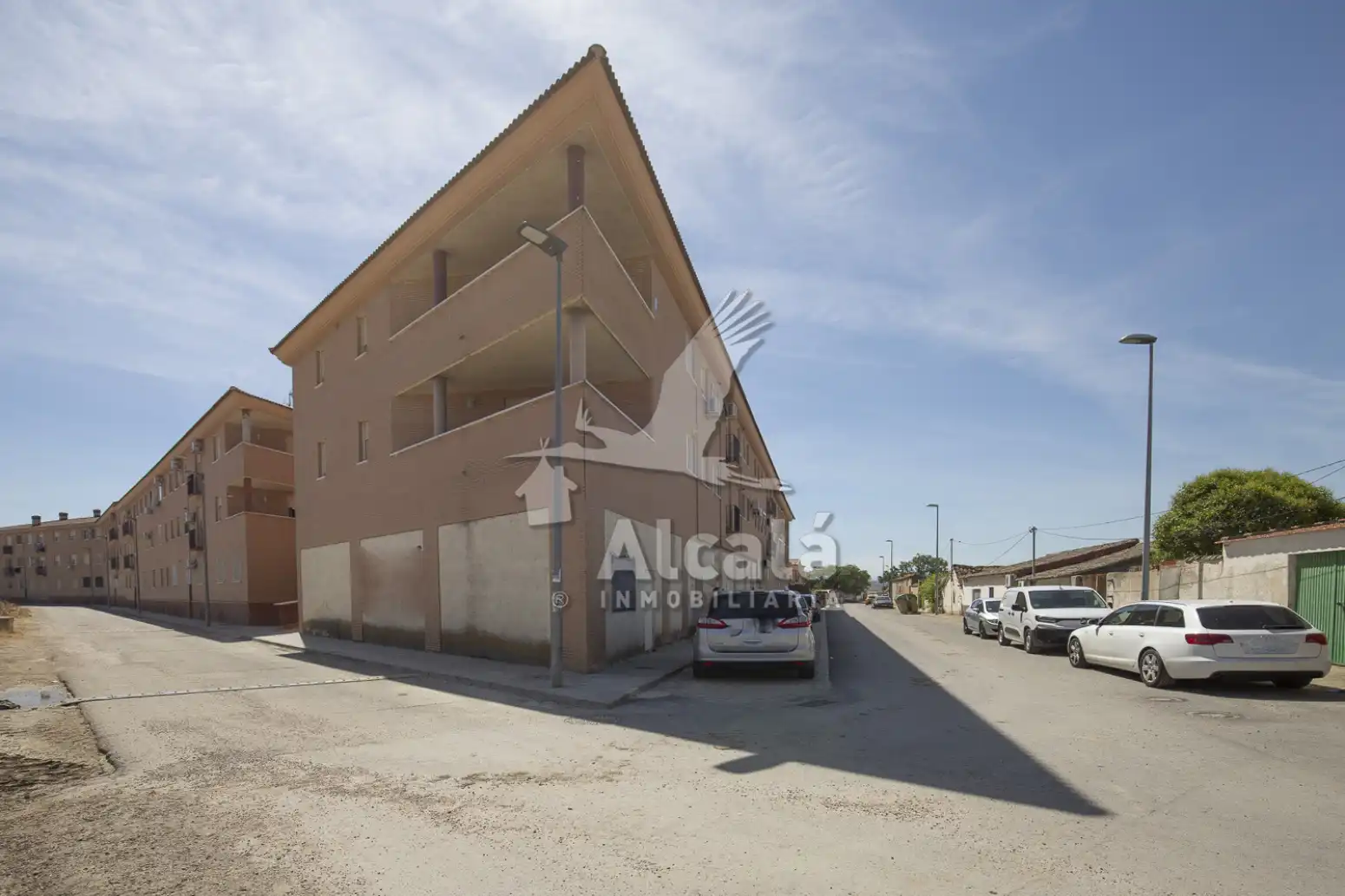 Vista exterior de Oficina en venta en Villamiel de Toledo con Calefacción