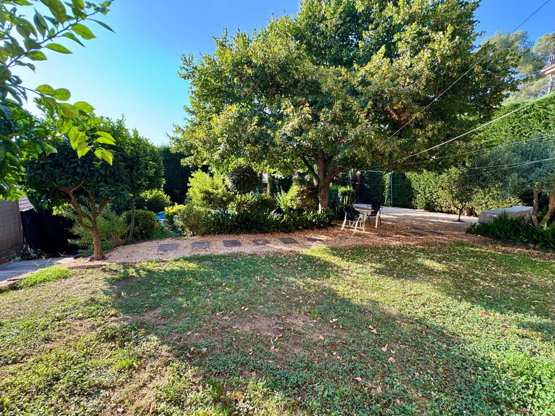 Jardí de Casa o xalet en venda en Montcada i Reixac amb Aire condicionat, Calefacció i Terrassa