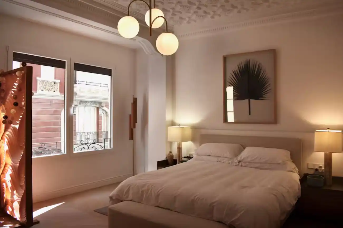 Dormitori de Apartament de lloguer en Valencia amb Aire condicionat, Calefacció i Parquet