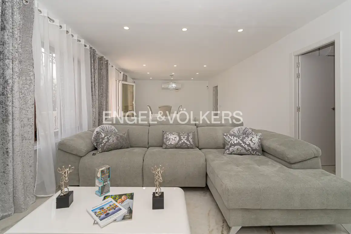 House with pool for sale in Coloma, imagen 2
