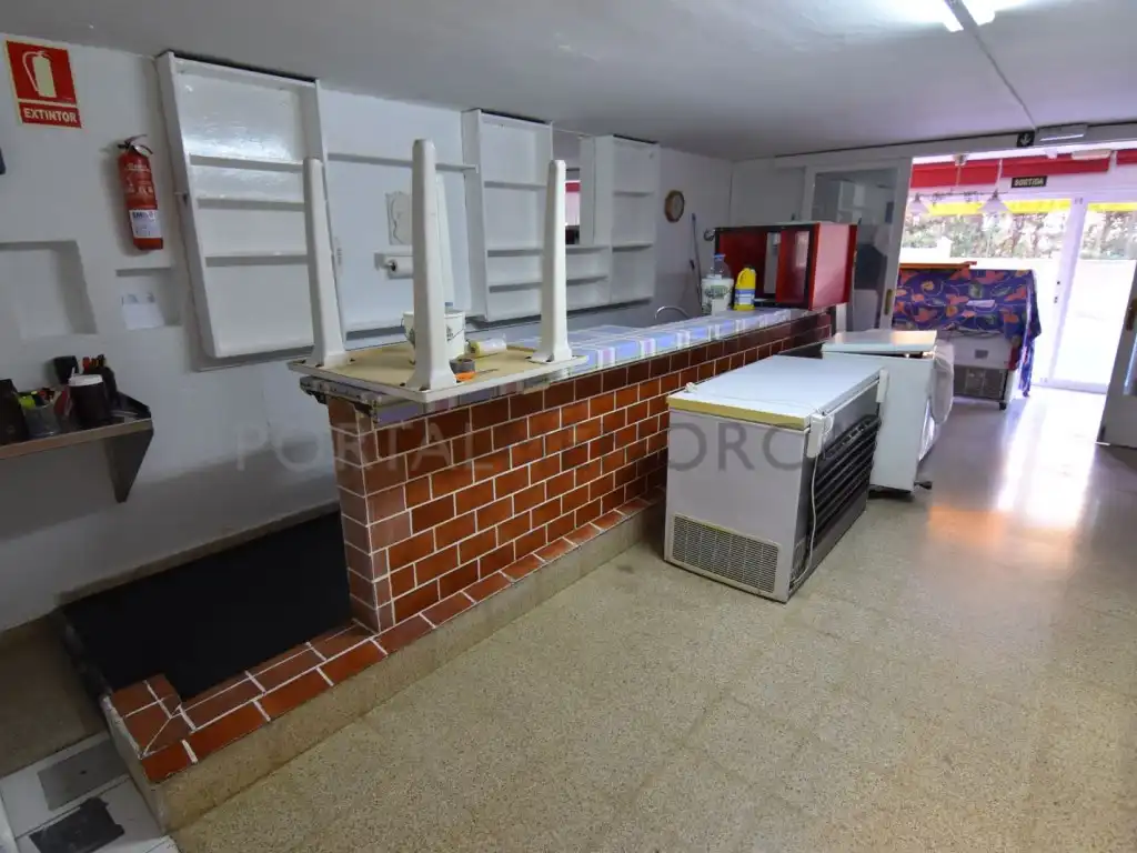Cuina de Local en venda en Es Castell
