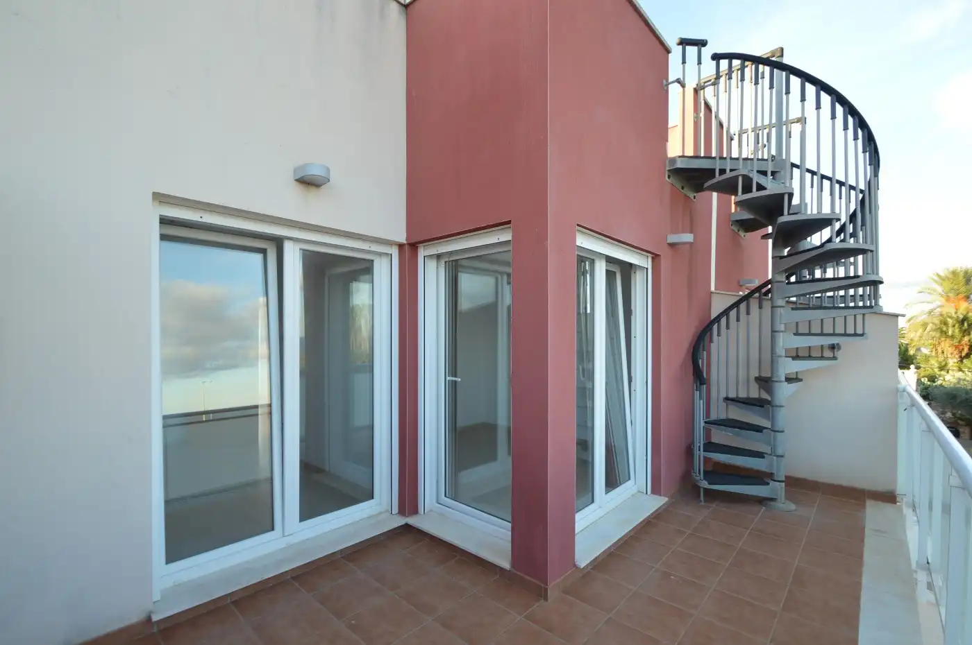 Vista exterior de Casa o xalet en venda en Vinaròs amb Aire condicionat, Terrassa i Forn