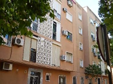 Pis en venda a Calle Cesar Diaz Vara 6