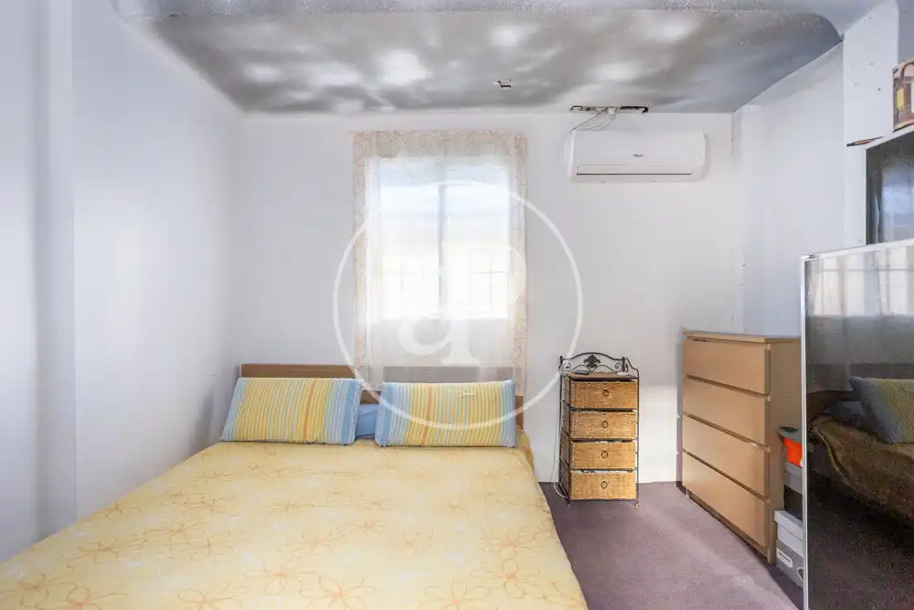 Bedroom of Houses for sale in Riba-roja de Túria  with Air Conditioner, Heating and Private garden