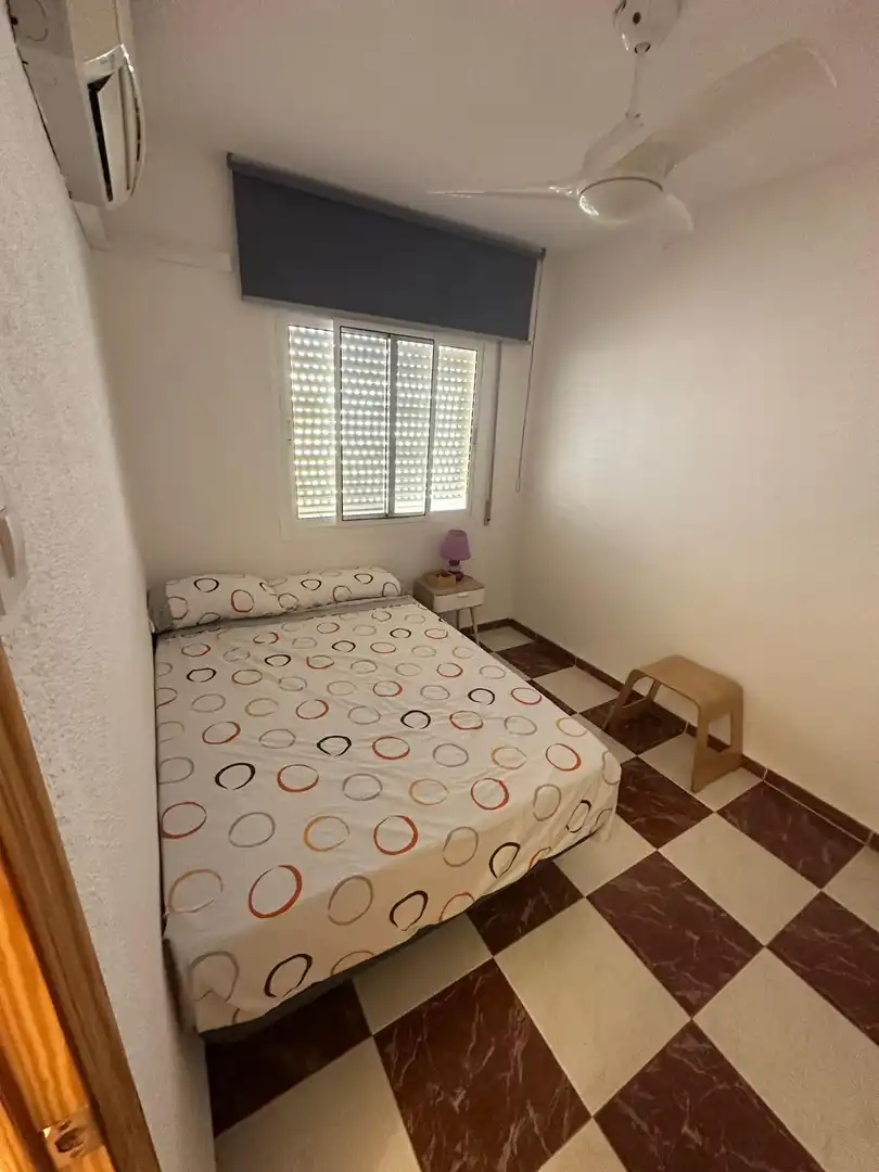 Habitación de Dúplex de alquiler en Cartagena con Calefacción, Terraza y Amueblado