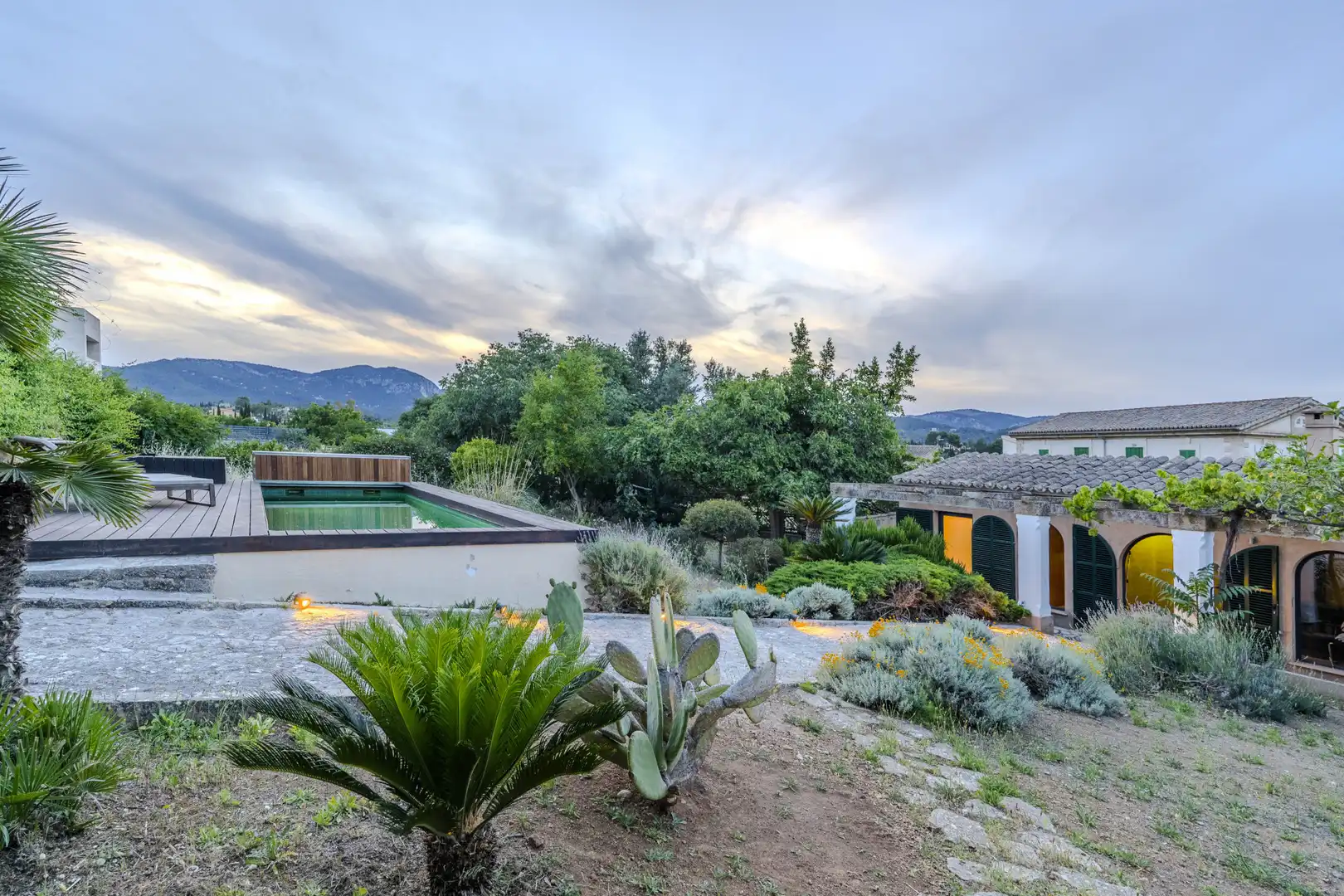 Garten von Erdgeschoss zum Verkauf in  Palma de Mallorca mit Klimaanlage, Heizung und Privatgarten