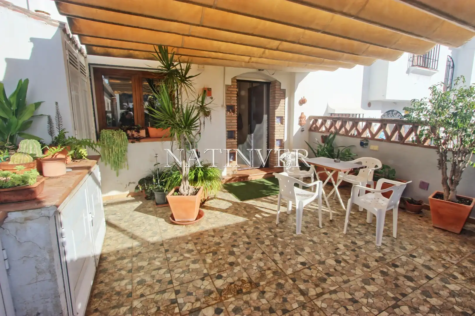 Reihenhaus mit Pool zum Verkauf in Calle Venezuela 57, imagen 2