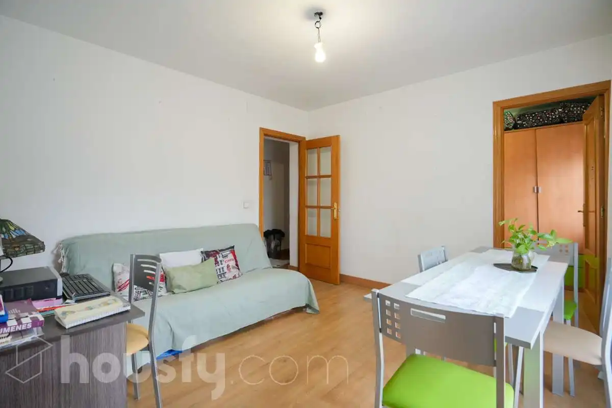 Piso en venta en Cl San Faustino, Canillejas