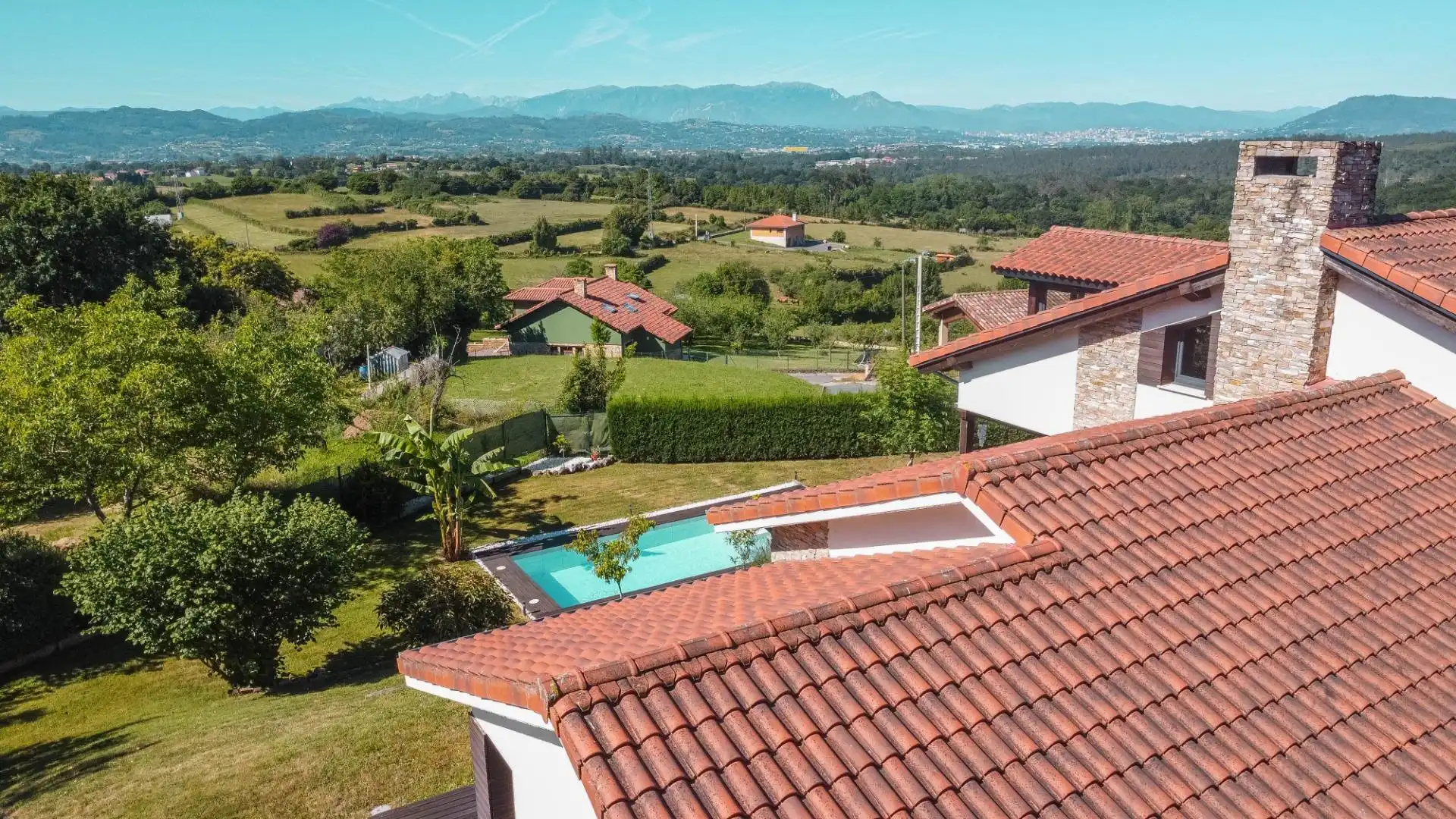 Casa amb piscina en venda a Calle Pañeda Nueva 46, imagen 10