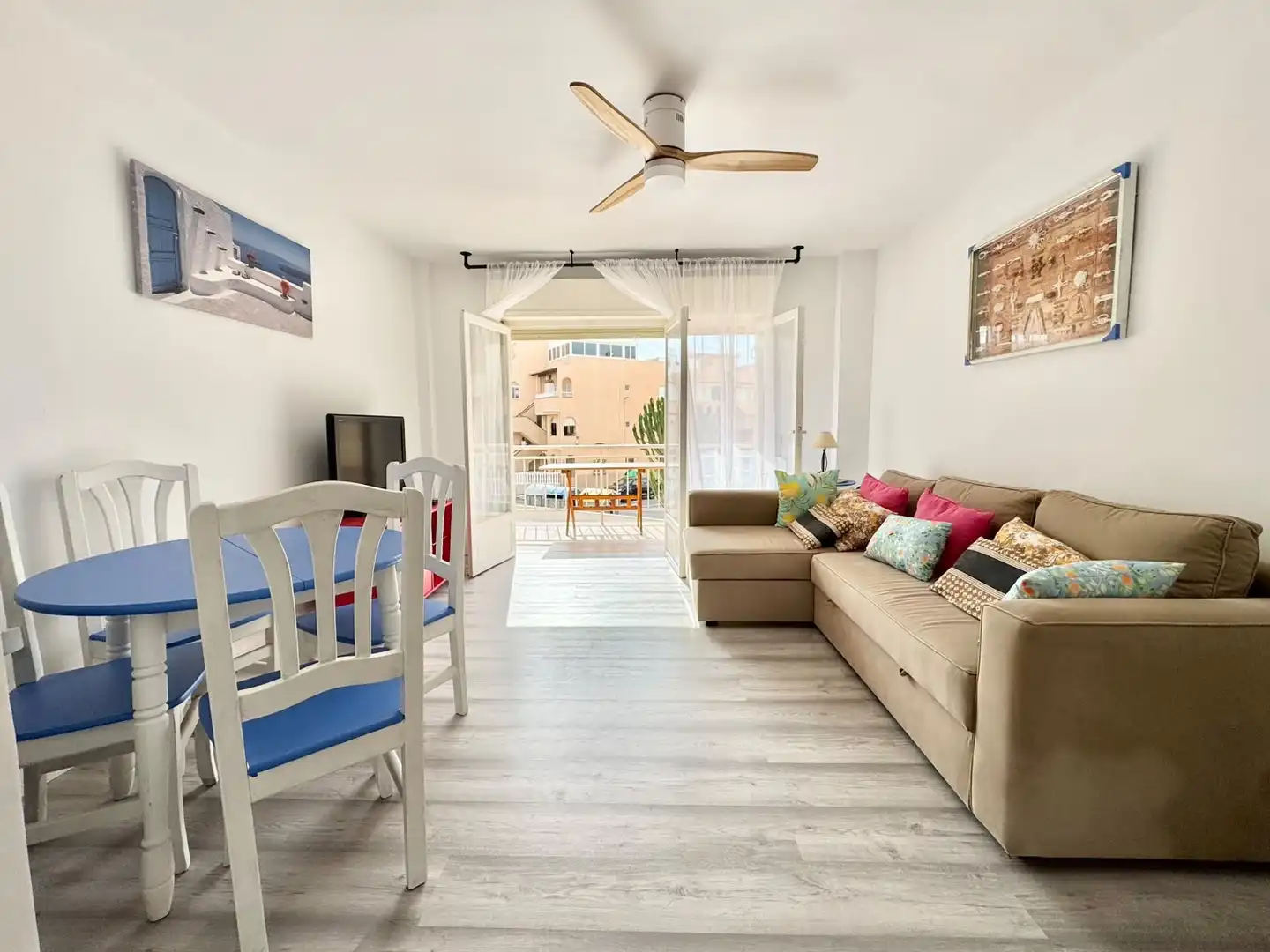 Living room of Apartments for rent in Torrevieja  with Air Conditioner, Heating and Terrace
