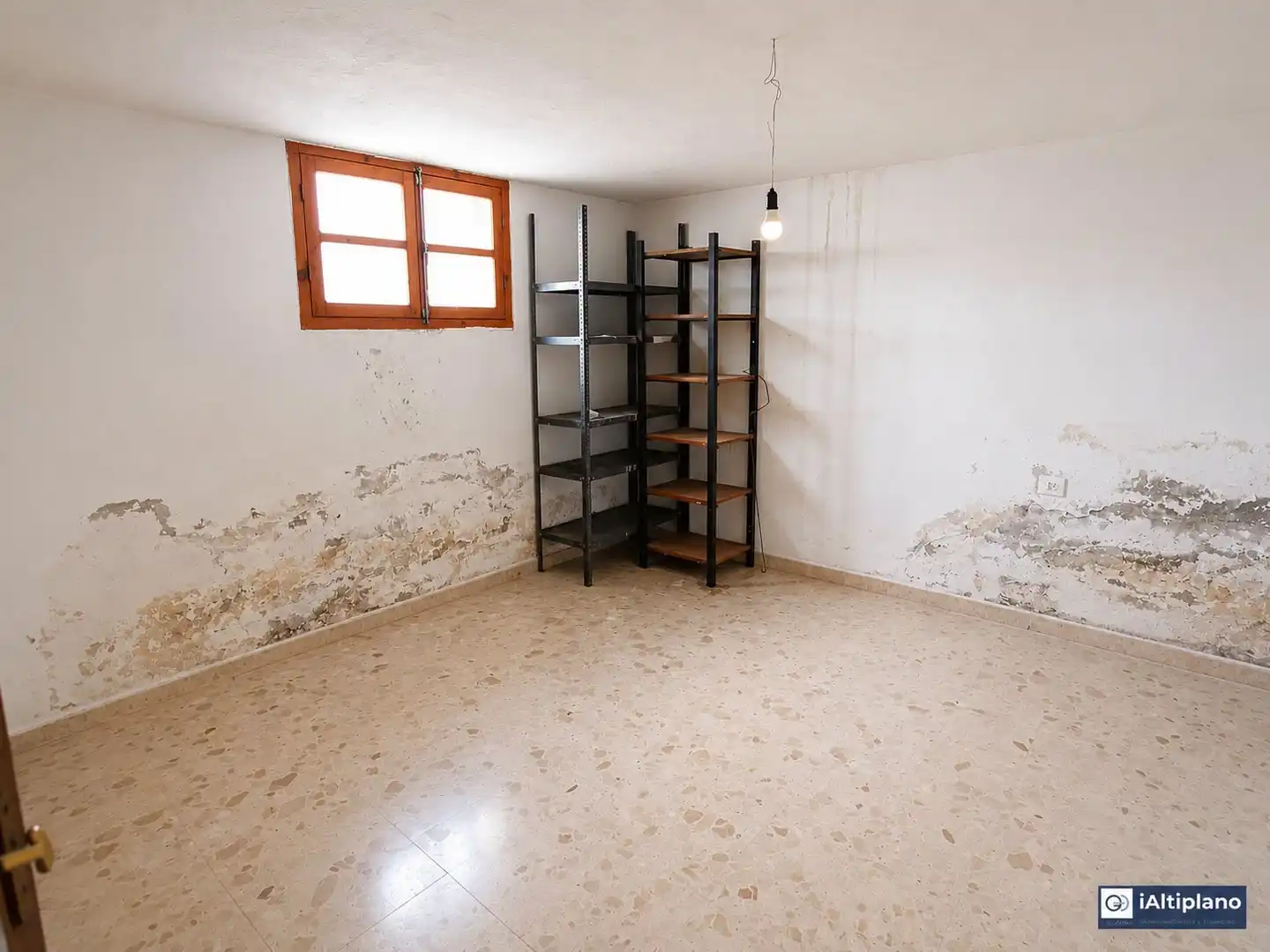 Houses for sale in Baza  with Heating, Private garden and Terrace