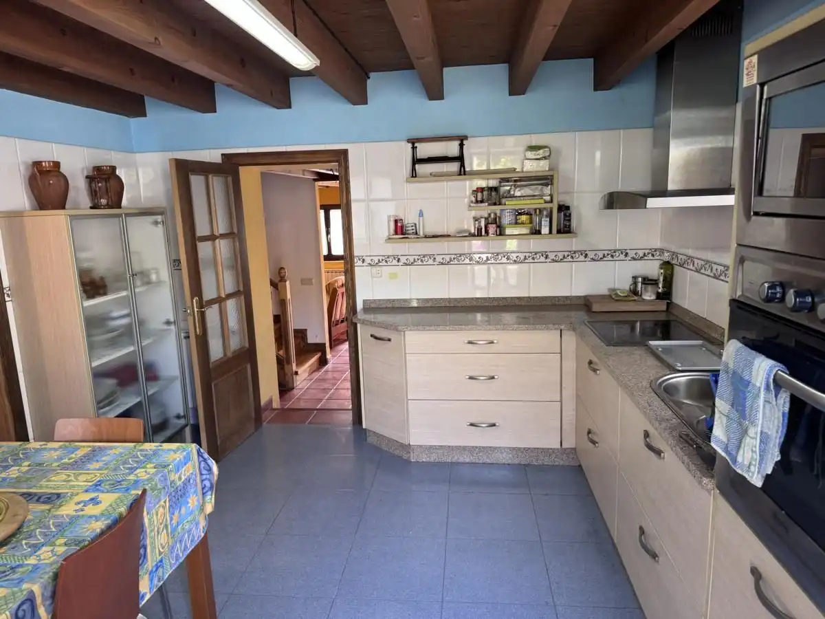 Cocina de Casa adosada en venta en Llanes con Calefacción, Jardín privado y Terraza