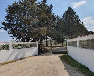 Casa o xalet en venda en Villamanta amb Jardí privat, Terrassa i Traster