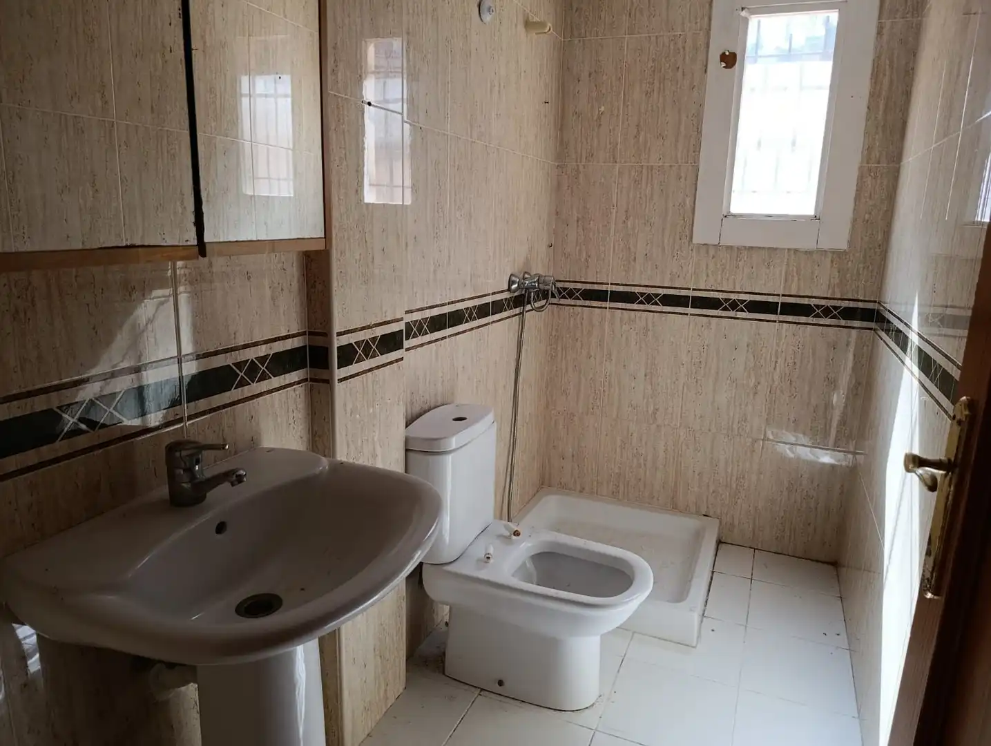 Local comercial en venda a Llevant, imagen 9