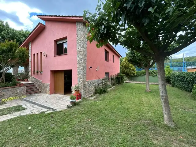 Vista exterior de Casa o chalet en venta en Santa Maria de Palautordera con Aire acondicionado, Calefacción y Jardín privado