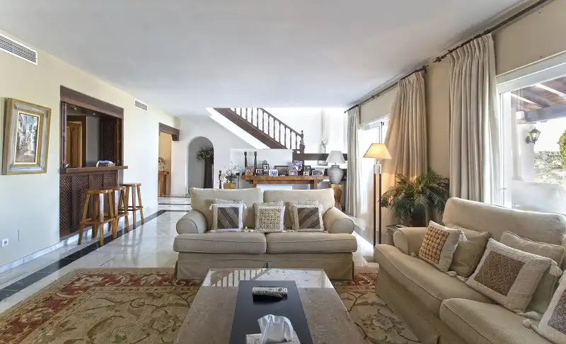 Detached house with pool for sale in Nueva Andalucía, imagen 33