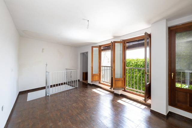 Casa-chalet en Venta en  CRUZ DE LA RAUDA en Barrio de Albaicín