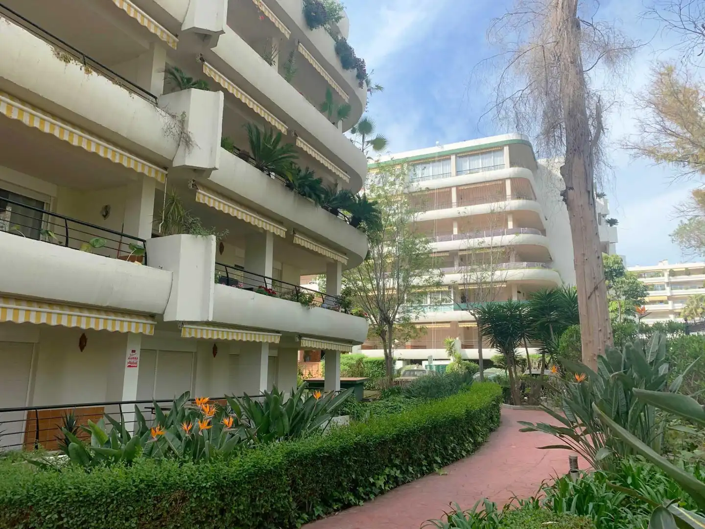 Vista exterior de Apartamento de alquiler en Marbella con Aire acondicionado, Terraza y Trastero