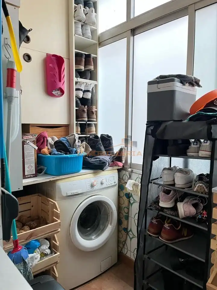 Piso en venta en Ferrol con Calefacción, Trastero y Amueblado
