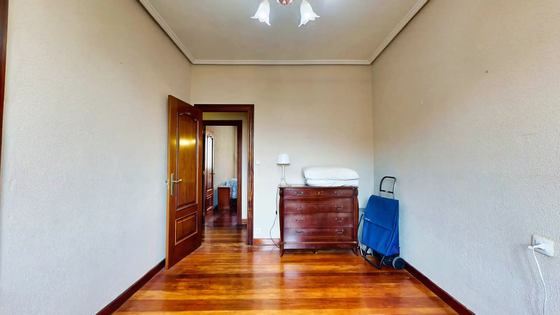 Piso en venta en Bilbao  con Balcón
