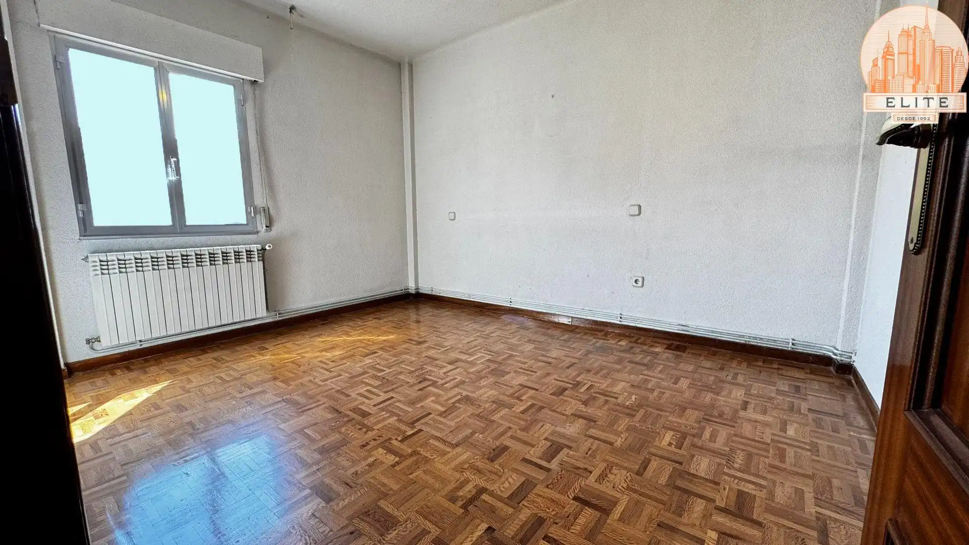Habitación de Piso en venta en Alcorcón con Calefacción, Parquet y Terraza