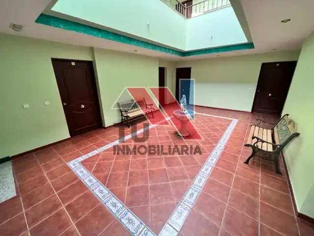 Piso en venta en El Carpio de Tajo con Calefacción, Parquet y Balcón