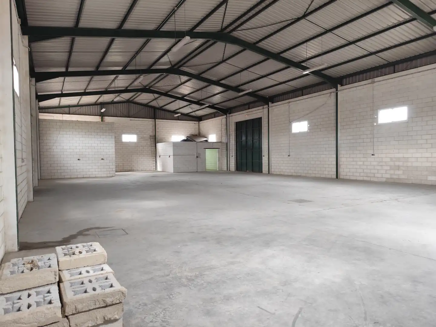 Nave industrial de alquiler en Sanlúcar de Barrameda