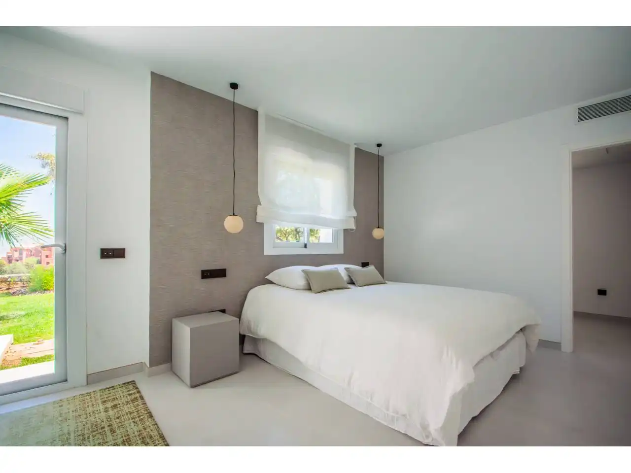 Habitación de Casa o chalet en venta en Marbella con Aire acondicionado, Calefacción y Jardín privado