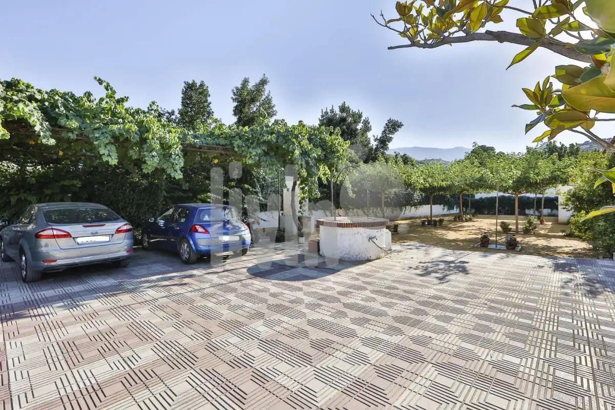 Jardín de Casa o chalet en venta en Jaén con Aire acondicionado, Jardín privado y Terraza
