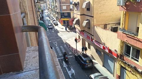 Foto 2 de Piso de alquiler en Carolinas Altas, Alicante