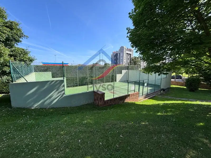 Terrassa de Pis de lloguer en Santander amb Calefacció, Parquet i Moblat