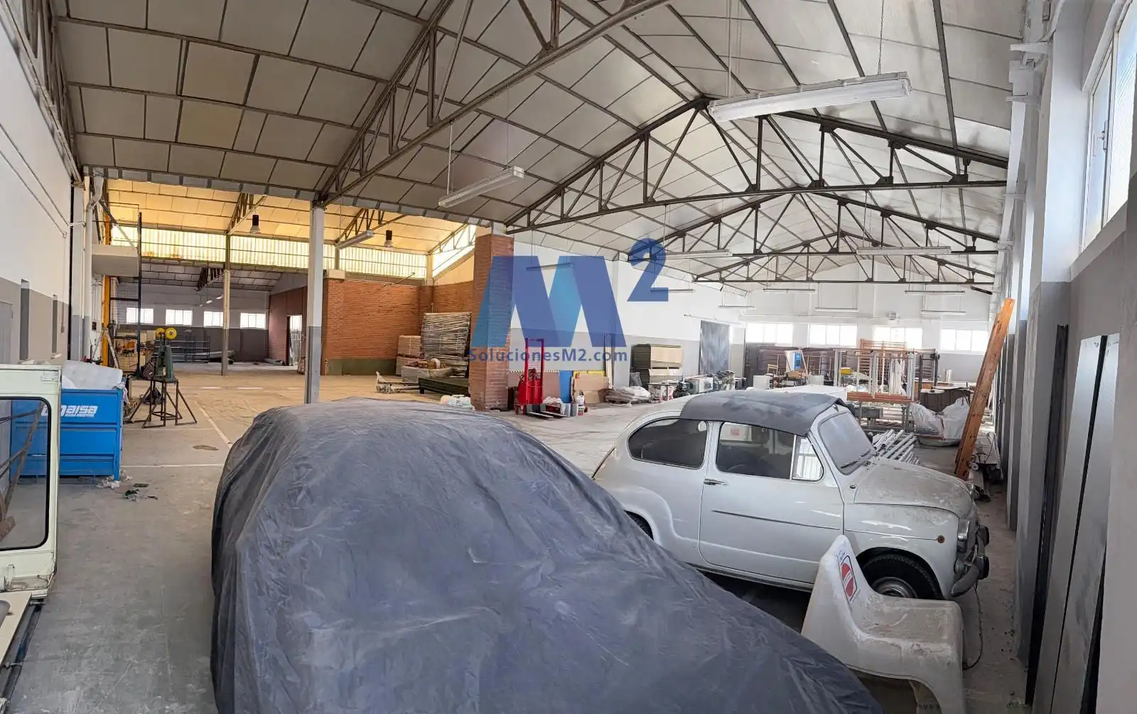 Nau industrial en venda a Peru, La Garena