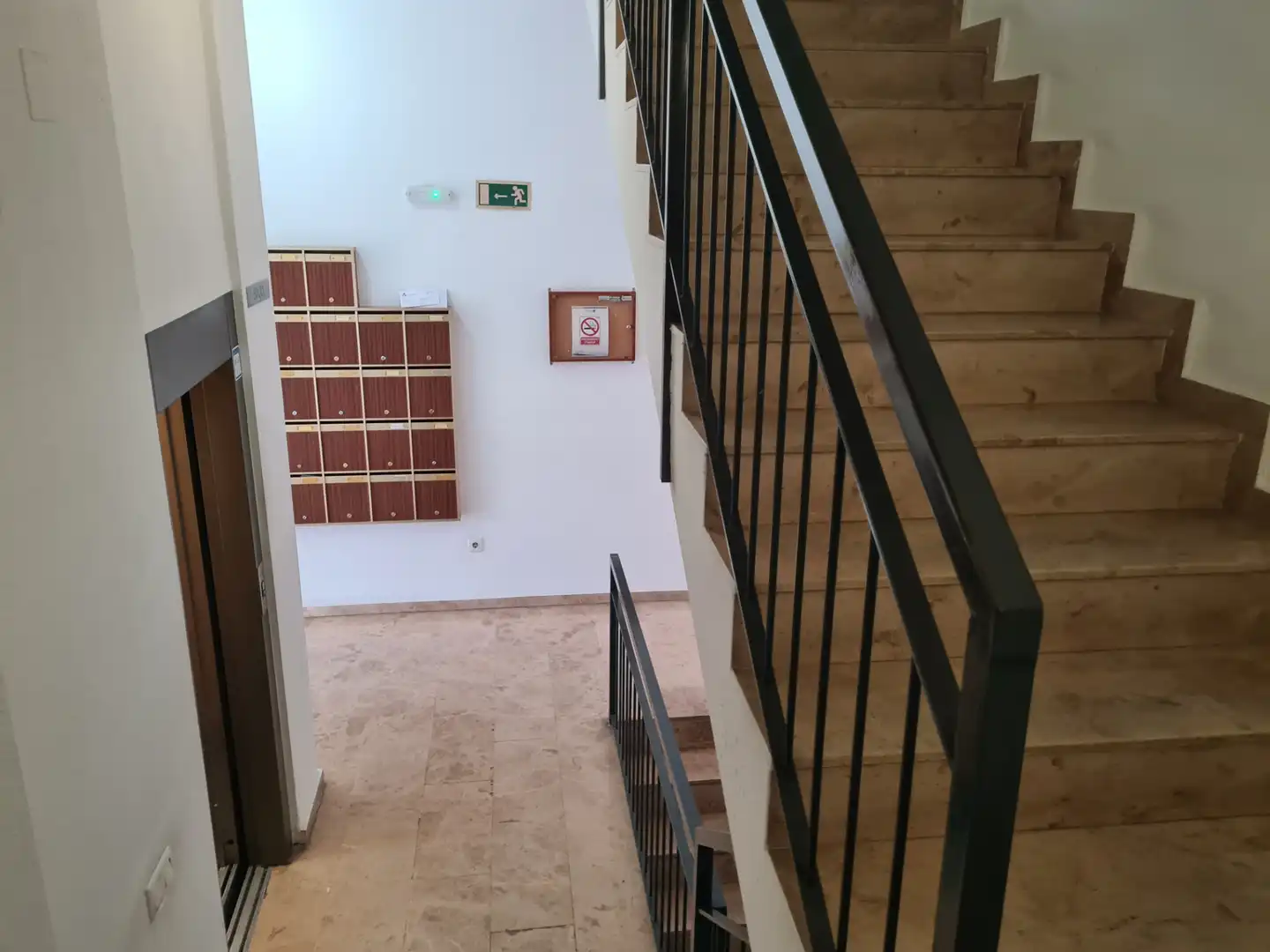 Flat for sale in Sevilla  with Air Conditioner and Storage room
