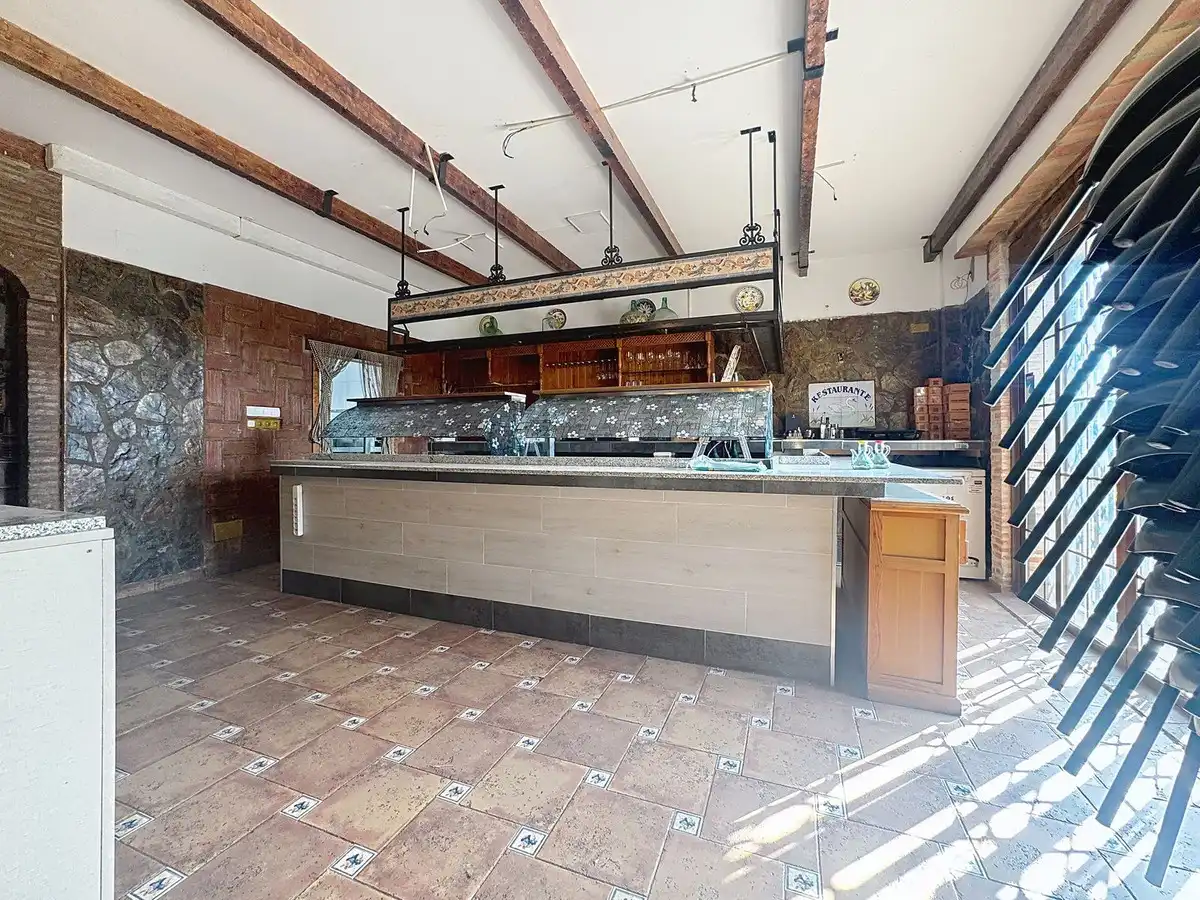 Local en venta en Estepona