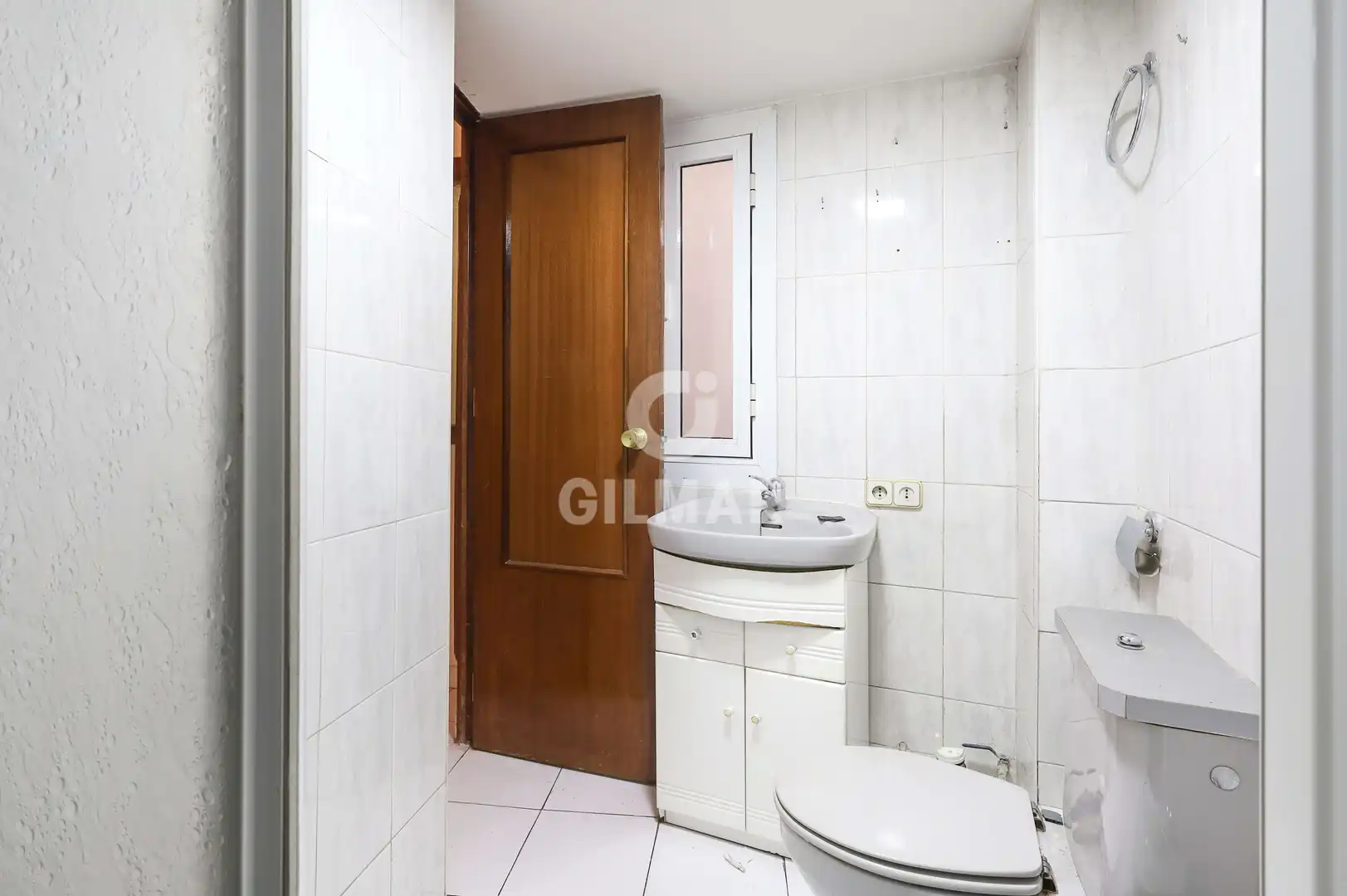 Bathroom of Flat for sale in Madrid  with Heating