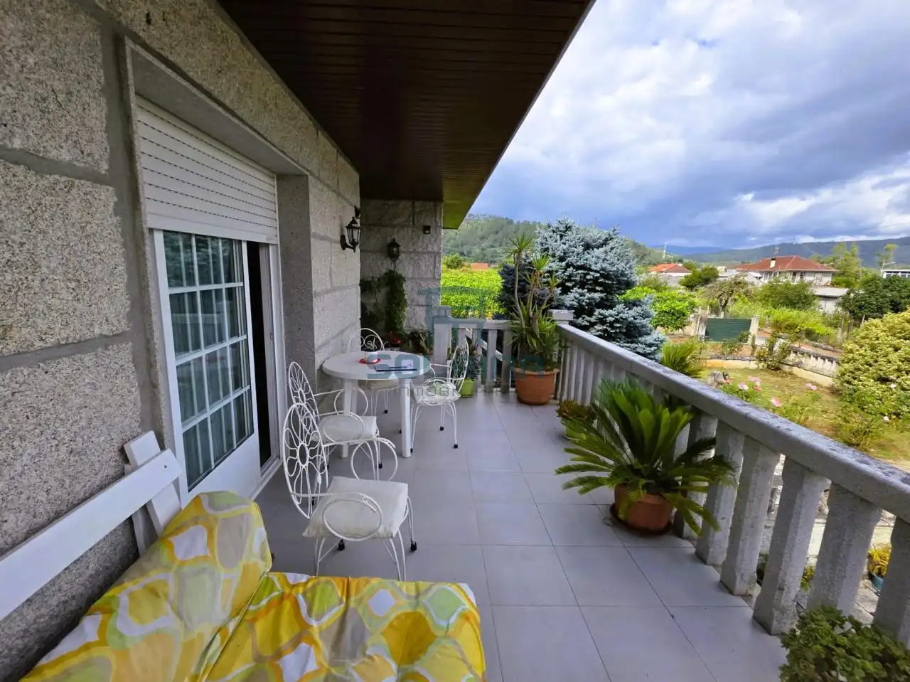 Terrassa de Casa o xalet en venda en Castrelo de Miño amb Calefacció, Jardí privat i Terrassa