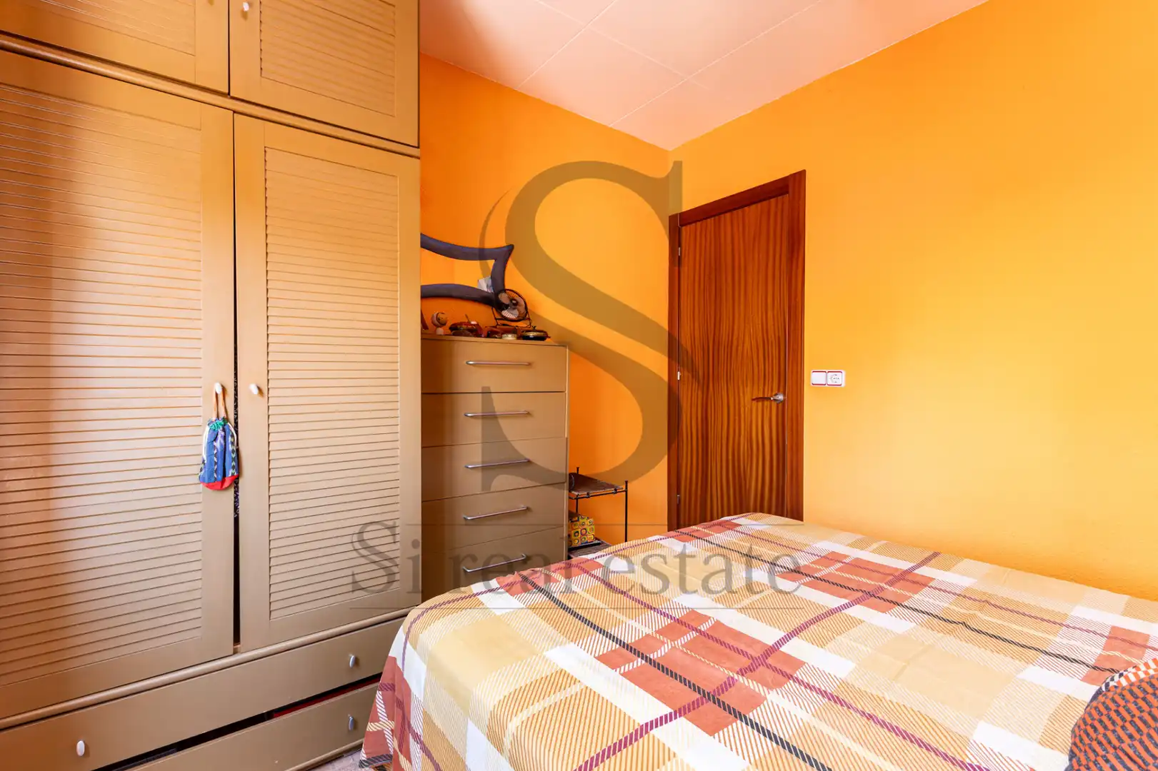 Habitación de Ático en venta en Barcelona con Calefacción, Terraza y Horno