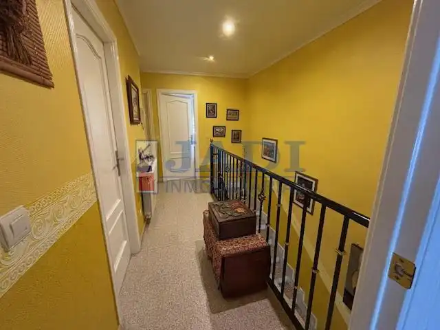 Casa adosada en venda a Valdepeñas