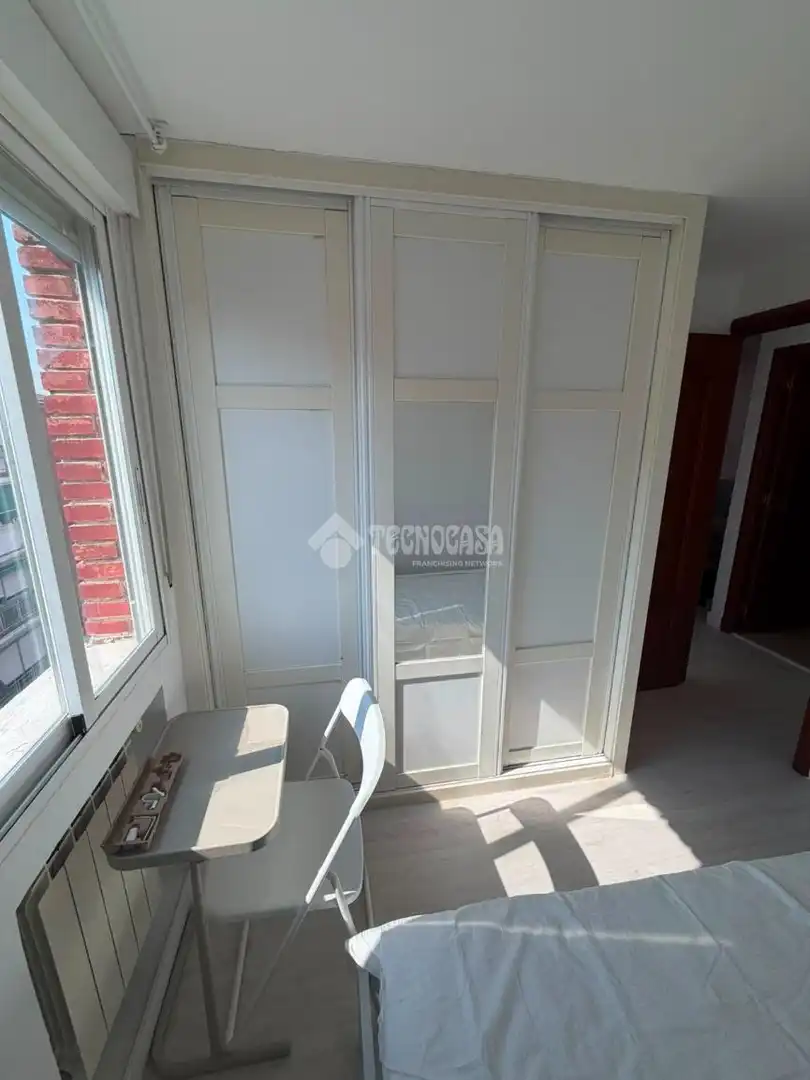 Bedroom of Flat for rent in Getafe  with Air Conditioner and Heating