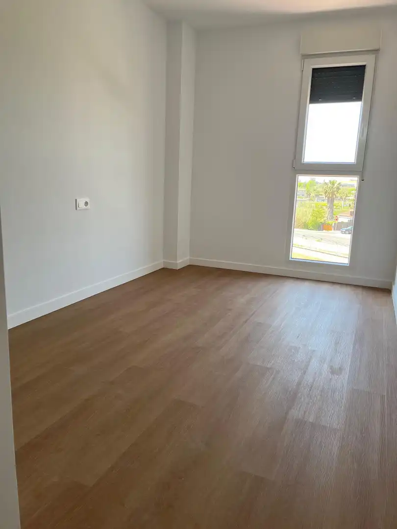 Schlafzimmer von Wohnung zum Verkauf in Castellón de la Plana / Castelló de la Plana mit Klimaanlage