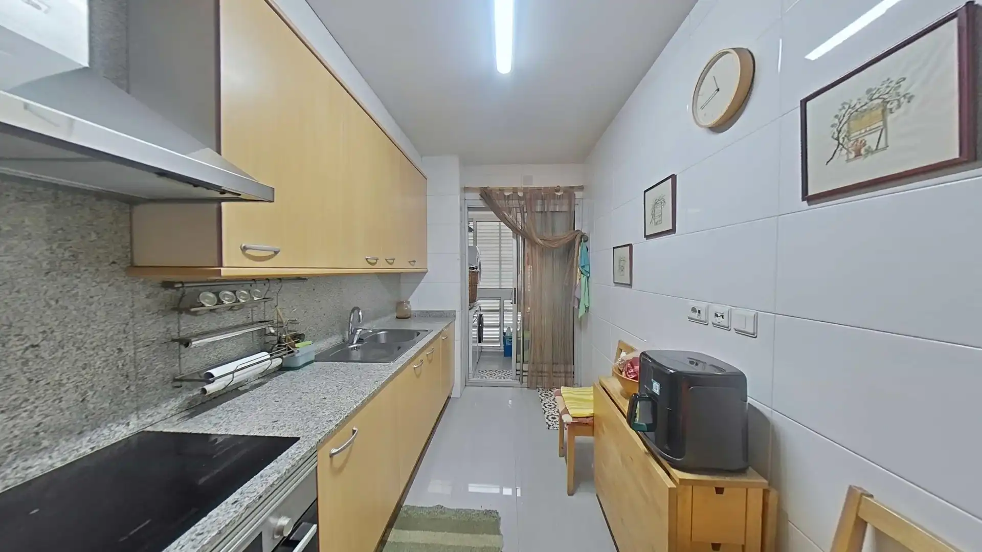 Cuina de Pis en venda en Cerdanyola del Vallès amb Aire condicionat, Calefacció i Parquet