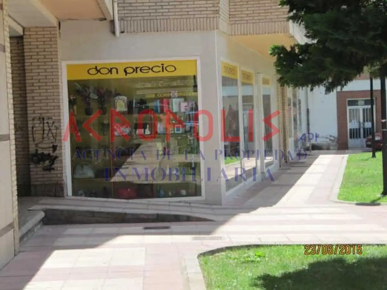 Commercial properties for rent in La Robla 